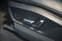 AUDI Q8 50 TDI S line | S-Sportsitze | Pano | B&O AUDI Q8 50 TDI S line | S-Sportsitze | Pano | B&O