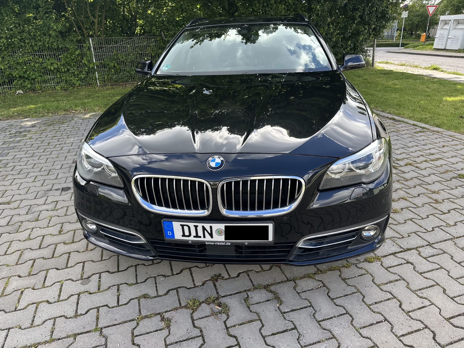 BMW 530d Touring A Luxury Line Luxury Line