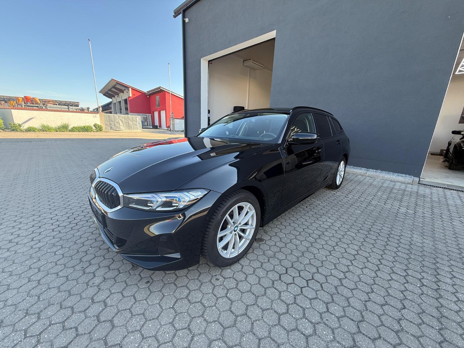 BMW 318i Tour AT LCI Widescreen SHZ HUD Adap LED