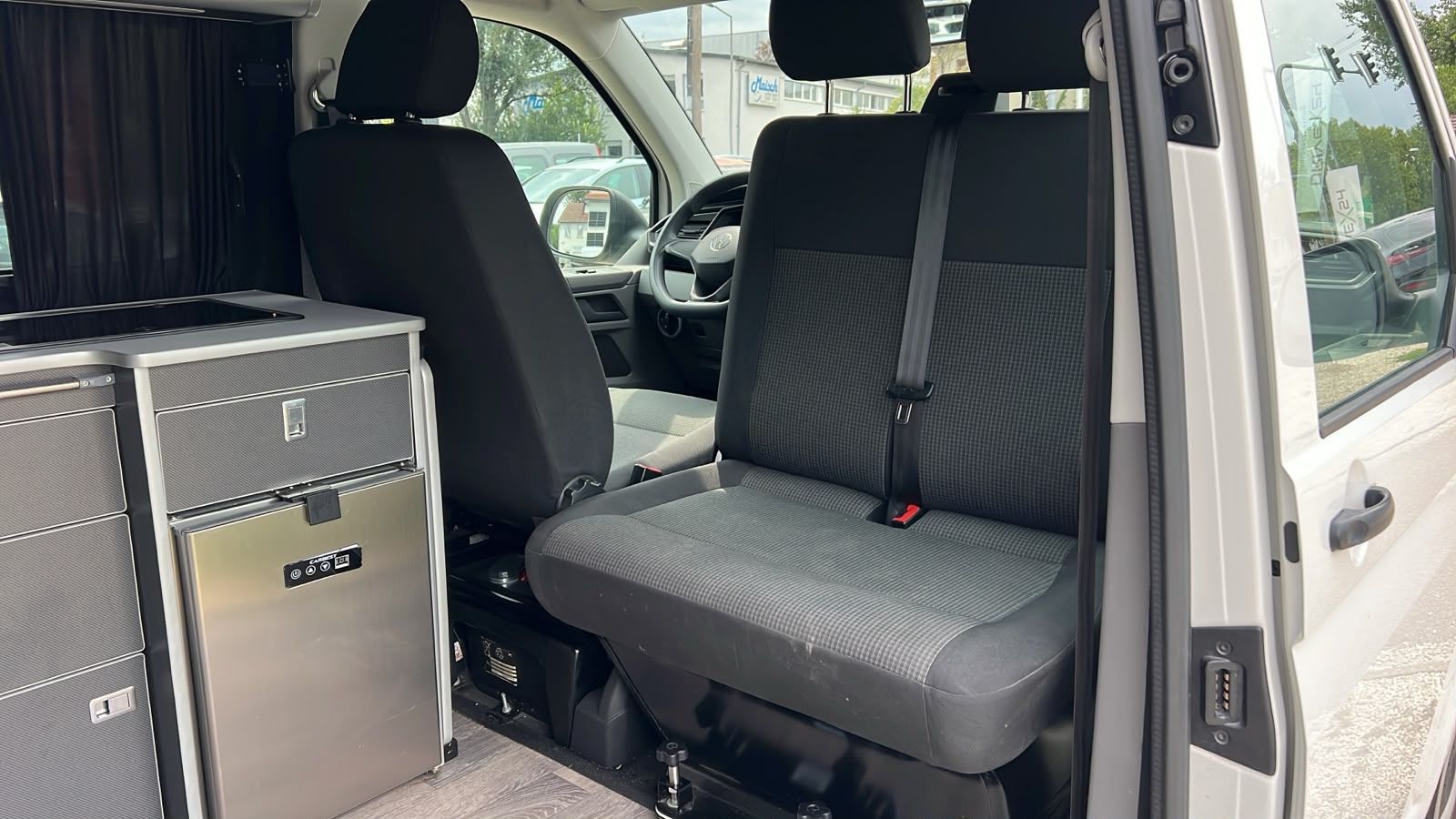 Volkswagen T6.1 California REIMO DACH KÜCHE UNFALLFREI foto 25