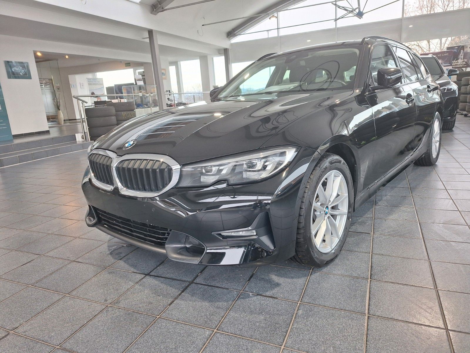 BMW 320 e Touring  Sport Line Laser Hifi HUD