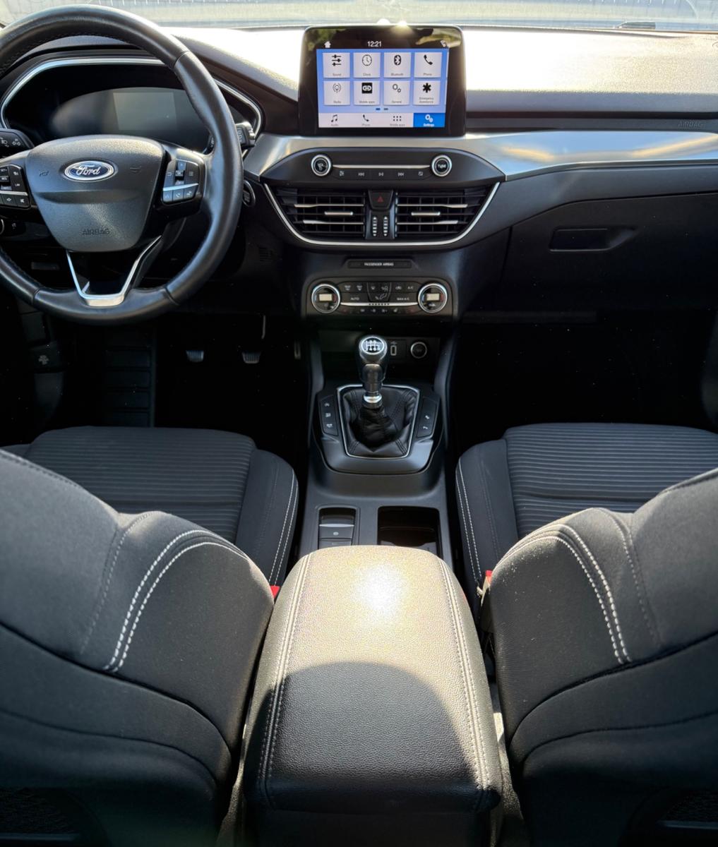 Ford Focus Titanium Sportsitze Sport Lenkrad