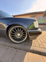 Mercedes-Benz 500 E 1. Serie *Made by Porsche* - gebrauchte Mercedes-Benz E 500 aus dem Jahr 1992