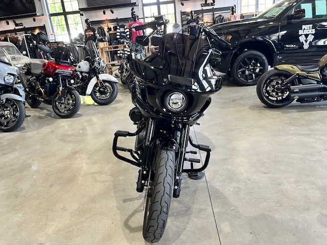 Fahrzeugabbildung Harley-Davidson FXLRST Low Rider ST Umbau