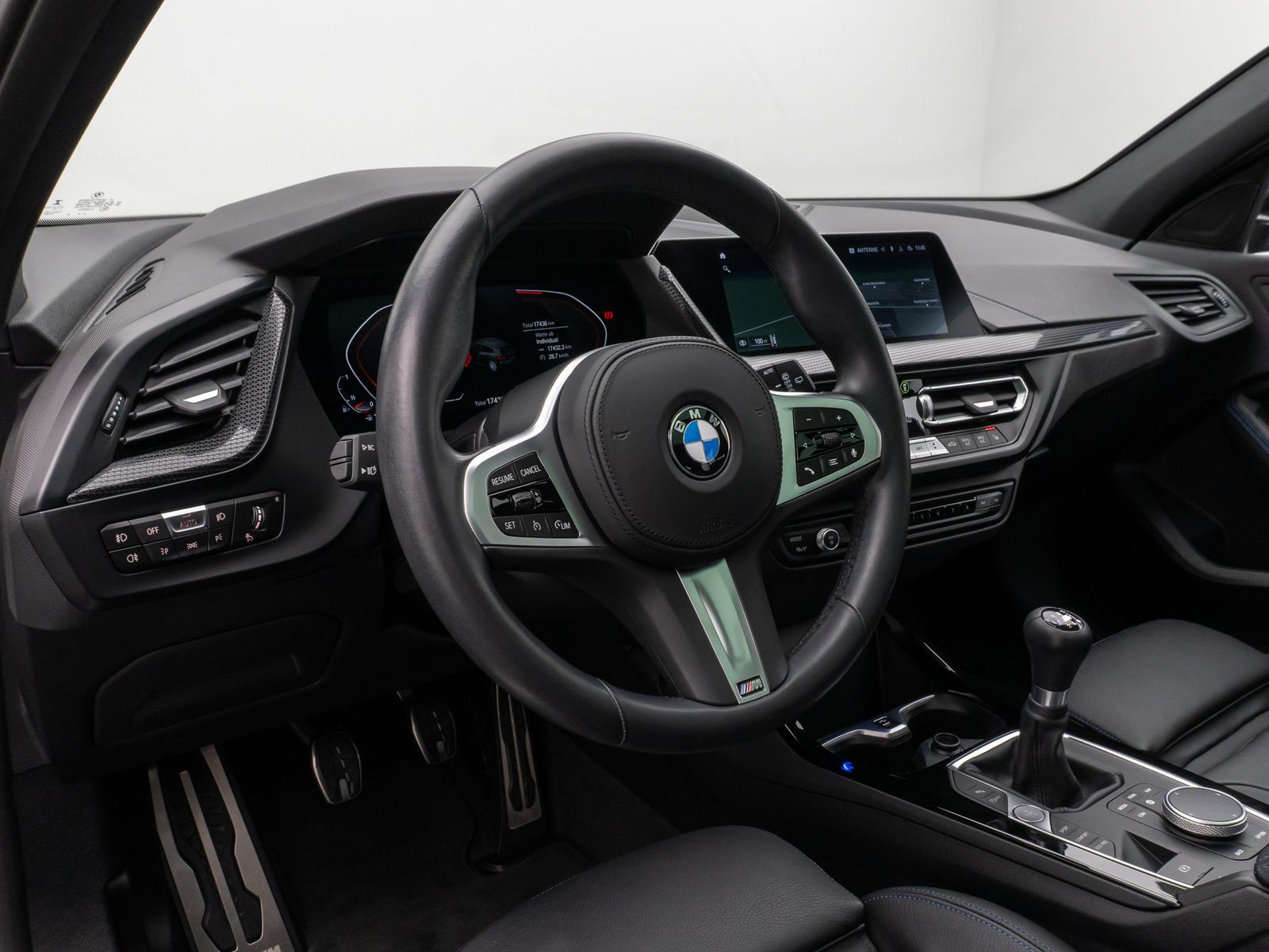 Fahrzeugabbildung BMW 118i M Sport DAB Panorama HiFi Adapt.LED Leder