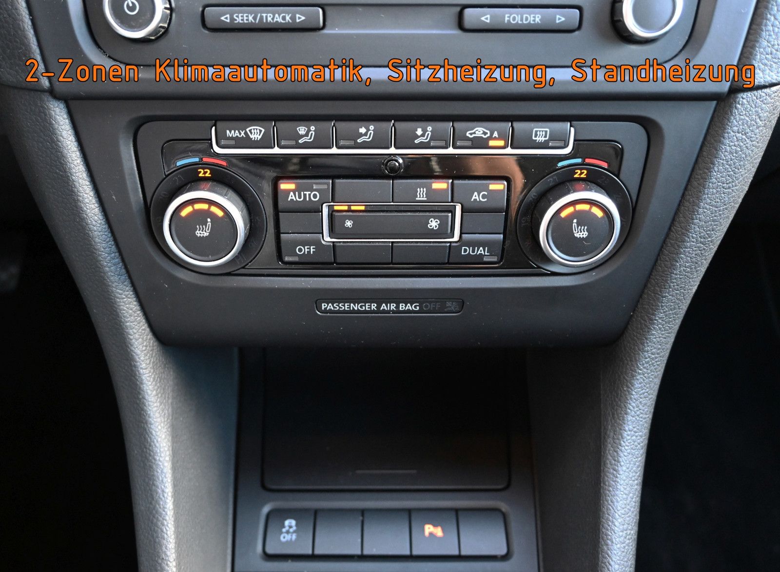 Fahrzeugabbildung Volkswagen Golf 1.6 TDI Variant MATCH °AHK°PANO°STANDHEIZ.°