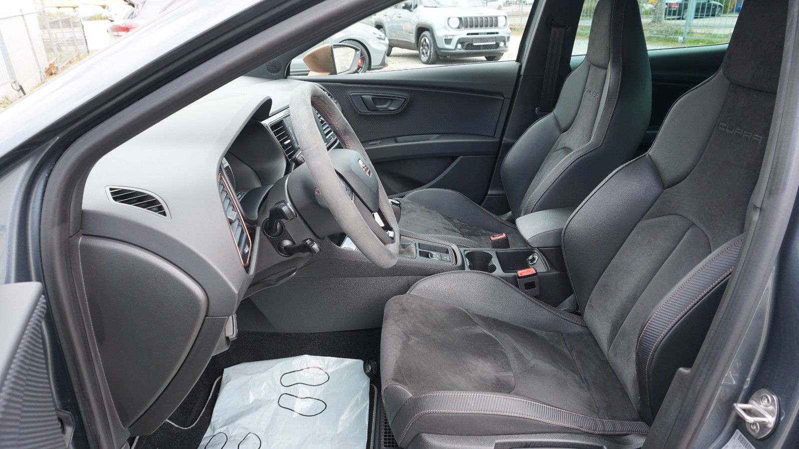 Fahrzeugabbildung SEAT Leon Cupra R Limitiert 673 von 799, ACC, Kamera