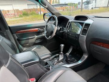 Toyota Land Cruiser - 5