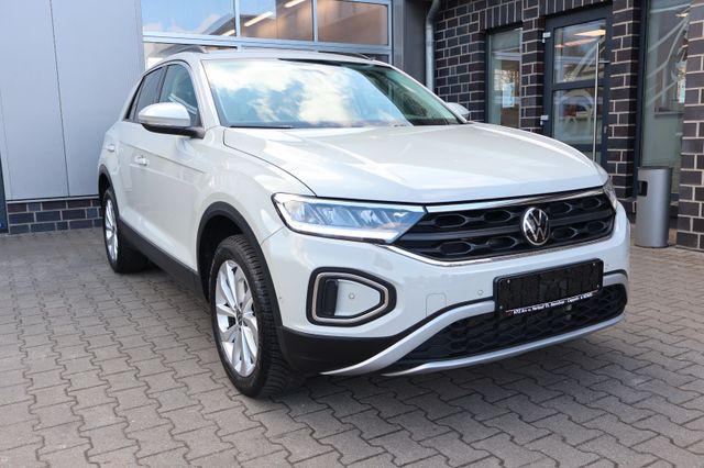 Volkswagen T-Roc Life Automatik/AHK/LED/Allwetterreifen