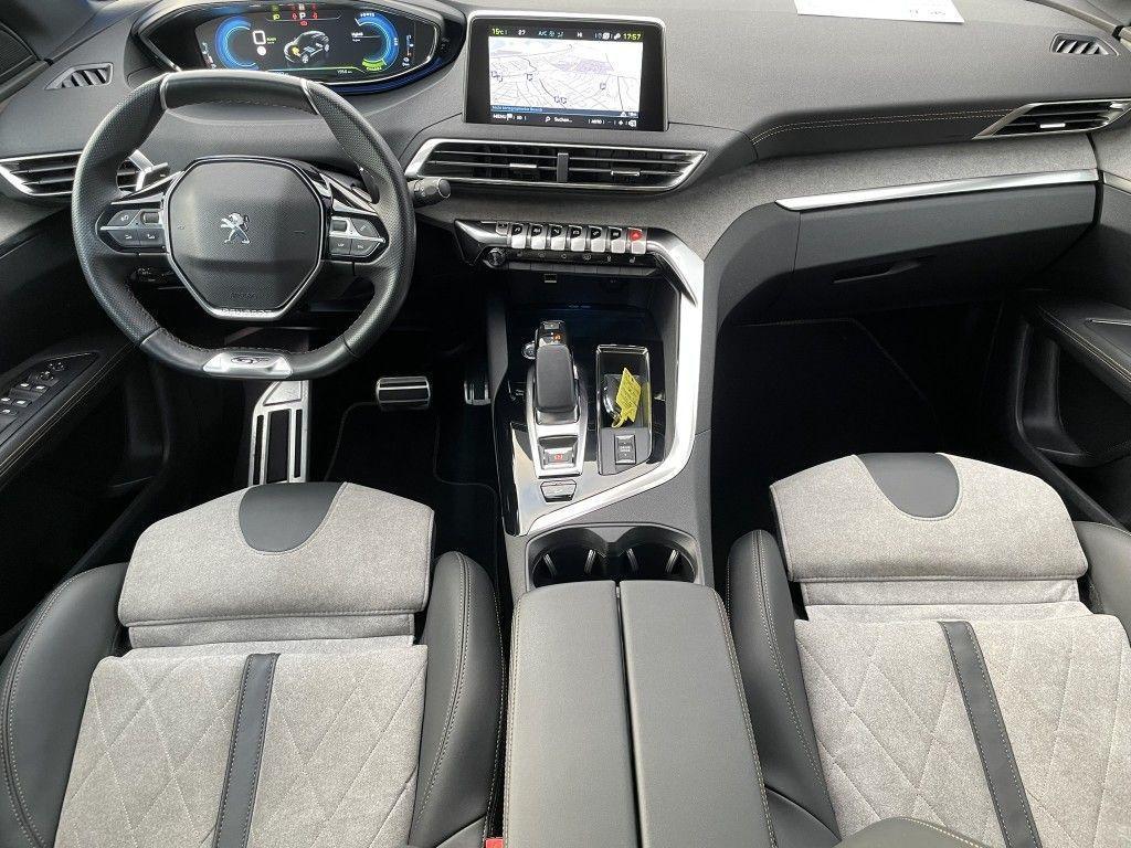 Peugeot 3008 GT Hybrid4 300 e-EAT8