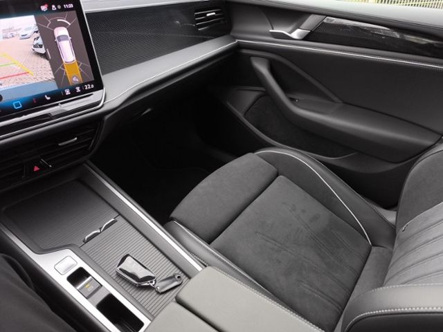 Fahrzeugabbildung Volkswagen Passat 2.0 TDI SCR DSG Business