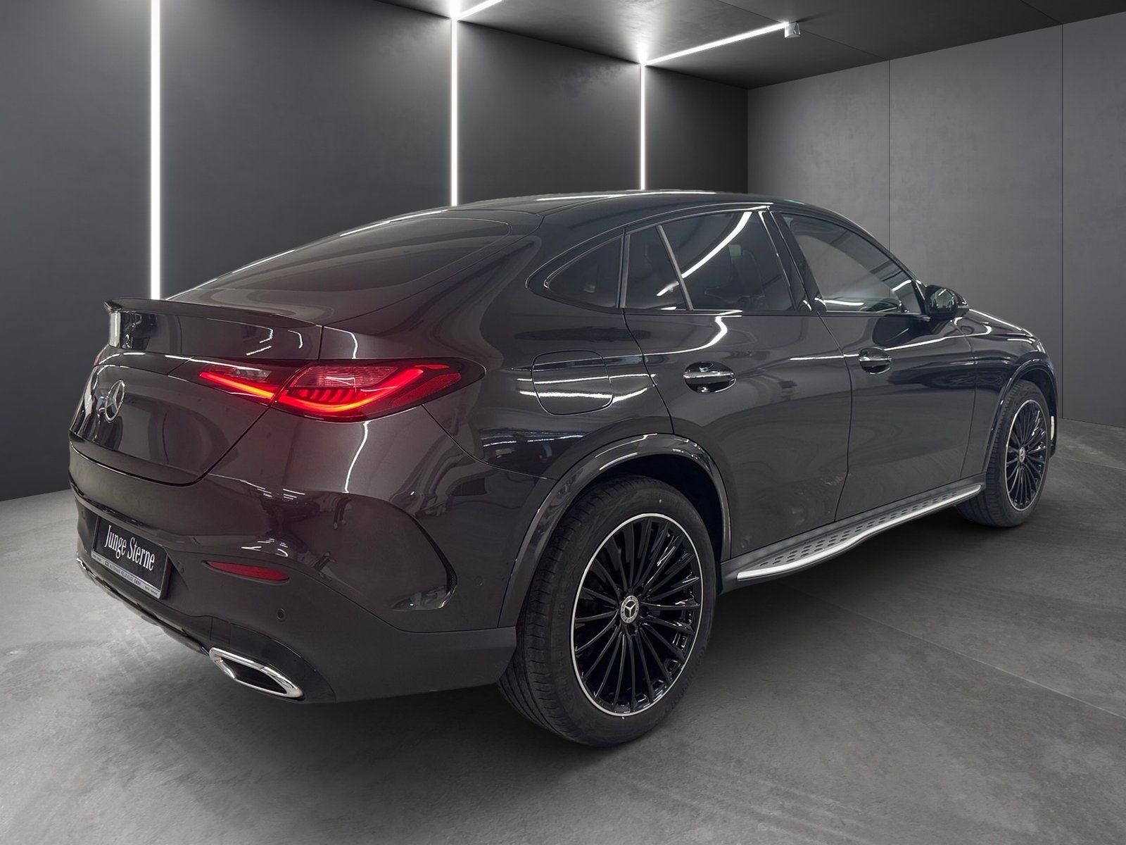 Fahrzeugabbildung Mercedes-Benz GLC 300 d 4M Coupe*Burm*Pano*HUD*20"*360°*Night*