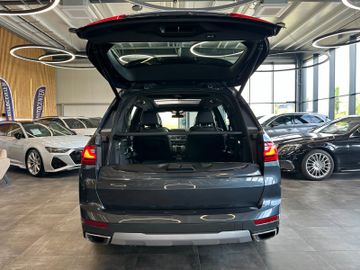 MYAUTOCENTER – Gebraucht- und Jahreswagen mit Werkstattservice in Pfaffenhofen BMW X7 *PANO(SKYLOUNGE)*HEADUP*6SITZER*5-ZONEN*VOLL*