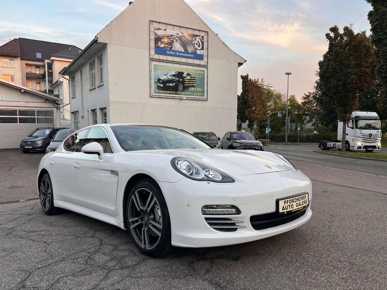 Porsche Panamera 4 S