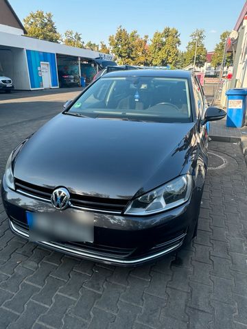 Volkswagen Golf 7 Lounge 2.0TDI AUTOMATIK