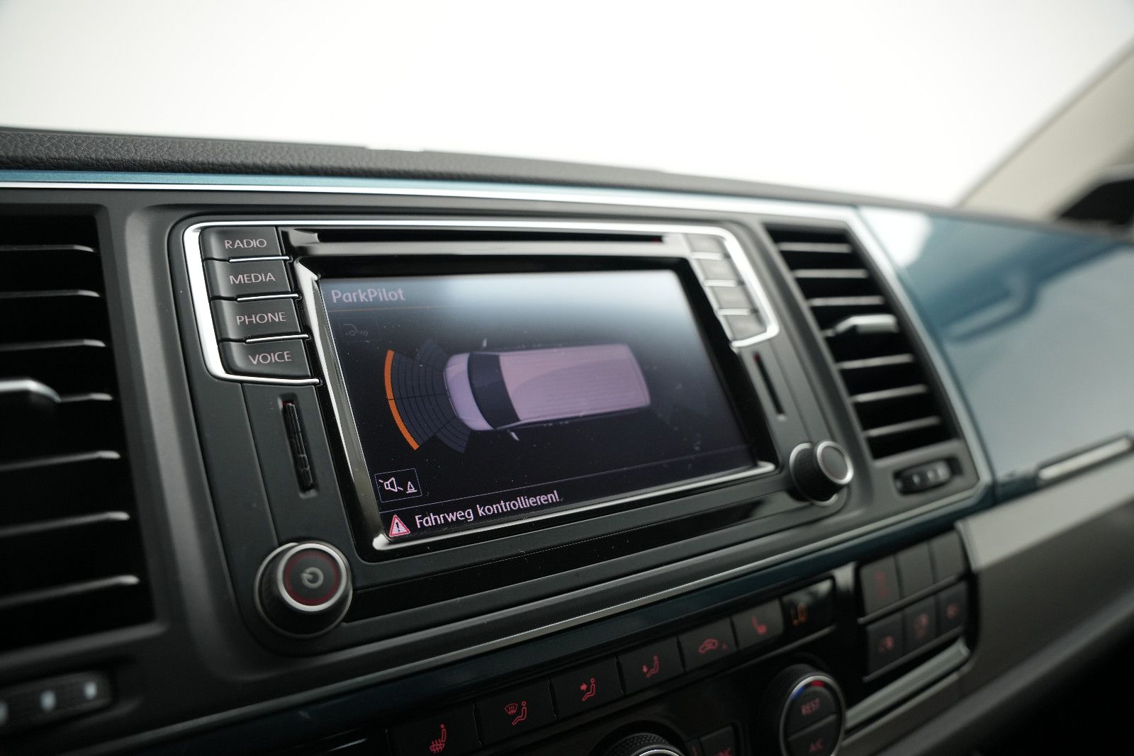 Fahrzeugabbildung Volkswagen T6 Multivan Generation S *7-Sitz*DynAudio*Kamera