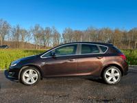 Opel Astra J Lim. 1.4 Energy Kamera Klimaauto. PDC