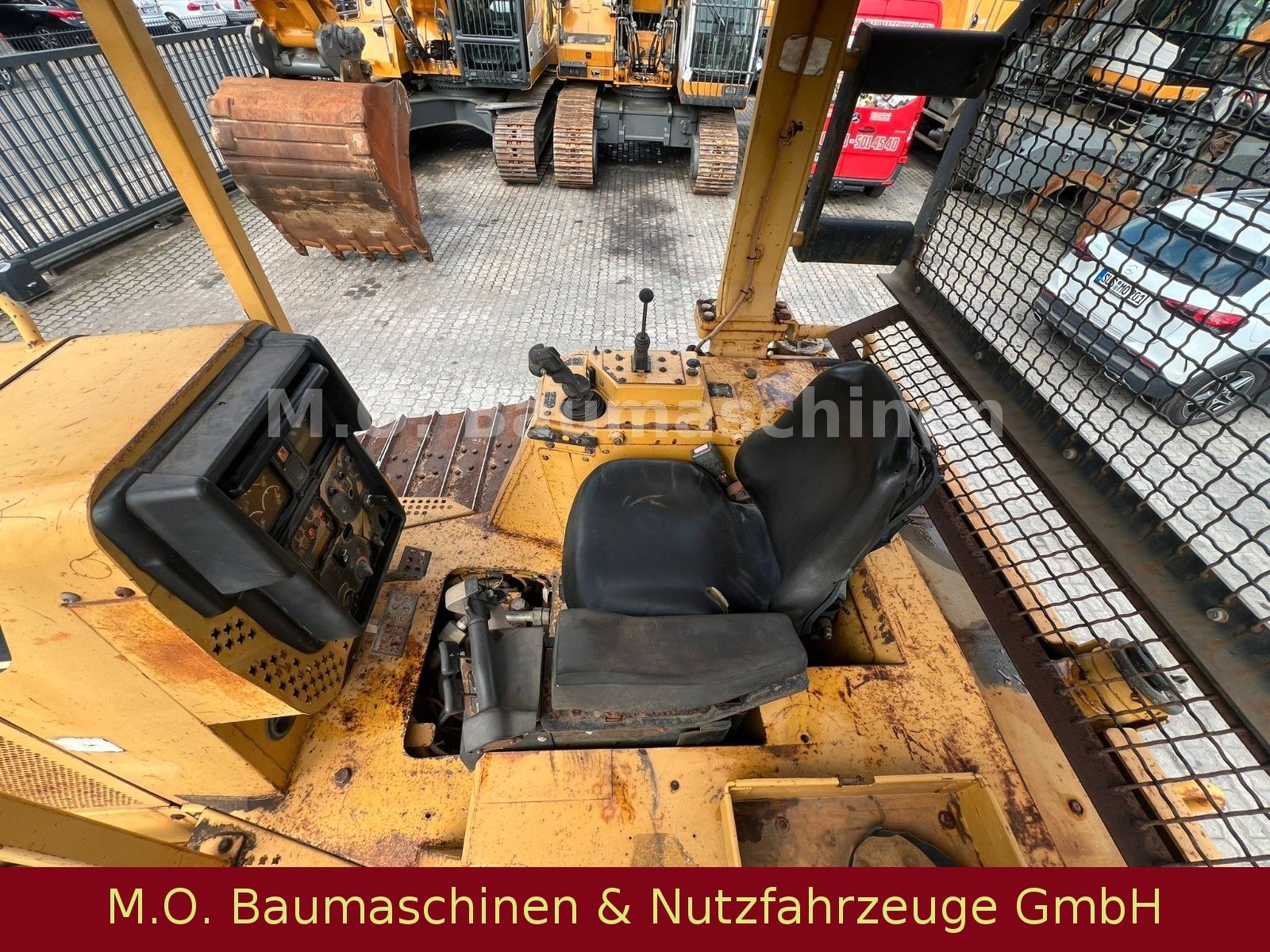 Fahrzeugabbildung CAT Caterpillar D 5 N LGP