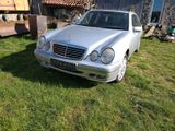 Mercedes-Benz Mercedes w210  430 V8 4 Matic kein E55 AMG - Mercedes-Benz E 55 AMG aus 2003