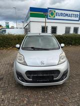 Peugeot 107/TÜV NEU/Reifen und Bremse neu/... - Peugeot 107 aus 2014