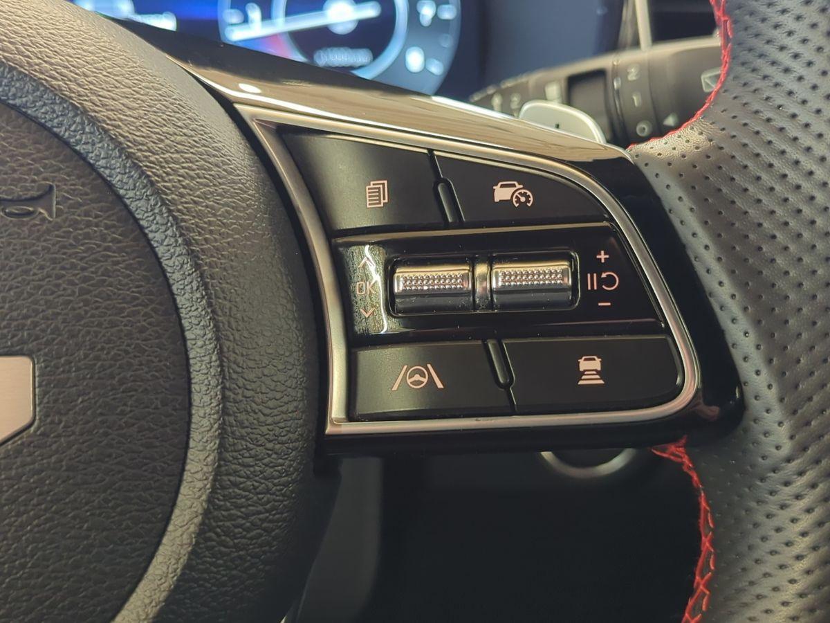 Kia PROCEED 1.6T GT TEIL-LEDER+NAVI+KAMERA+SITZHEIZU