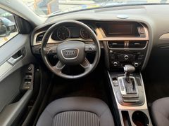 AUDI A4 Ambiente 1.HAND/AUTOMATIKI/SHZ/XENON/TRAUM!!!