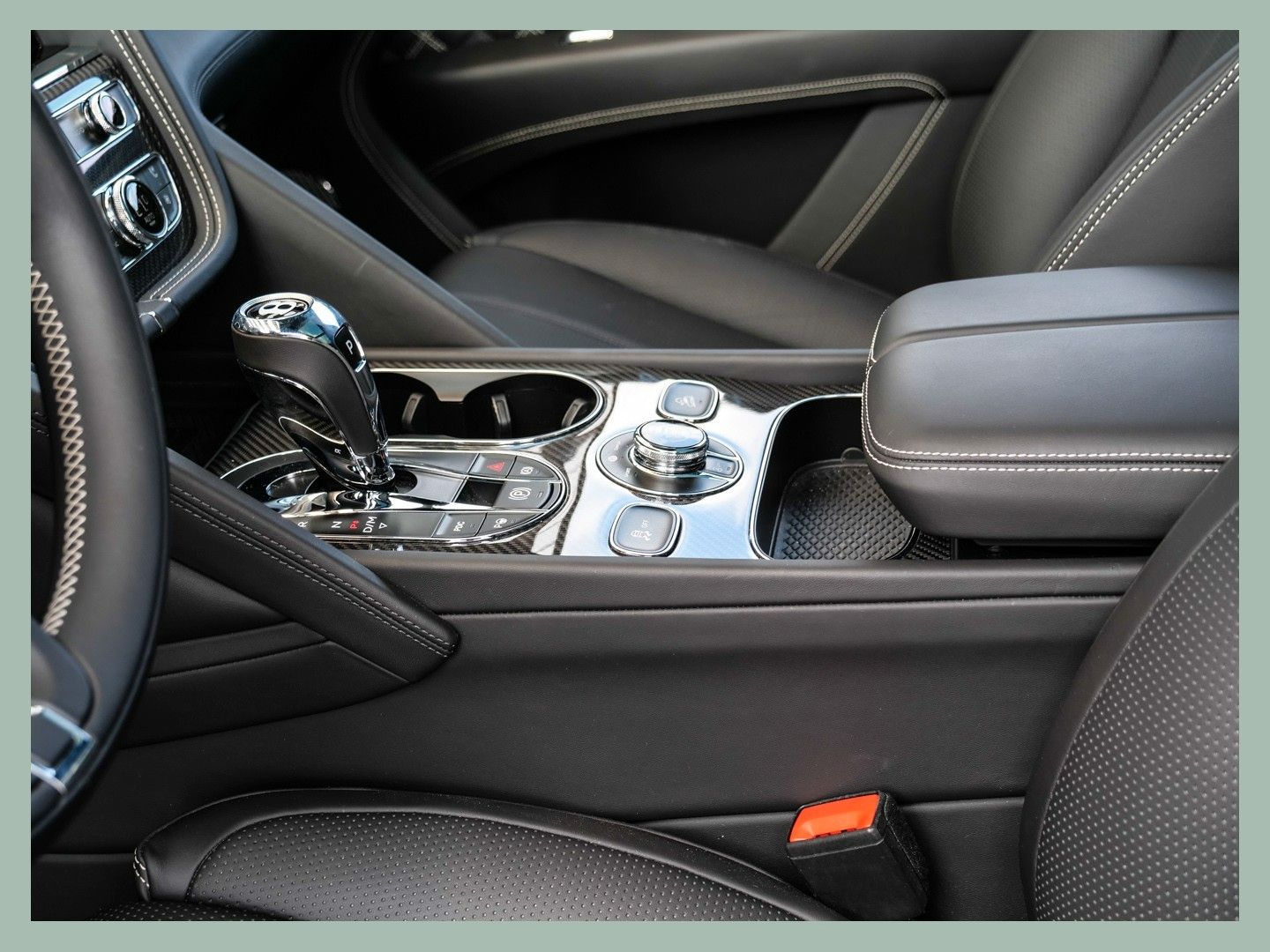 Bentley Bentayga V8 First Edition // BENTLEY DÜSSELDORF foto 19
