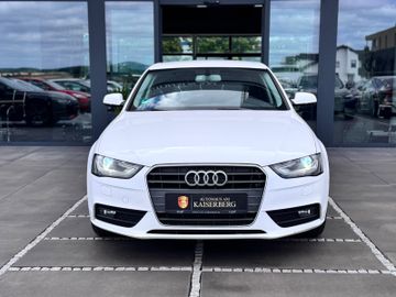 Audi A4 - 1