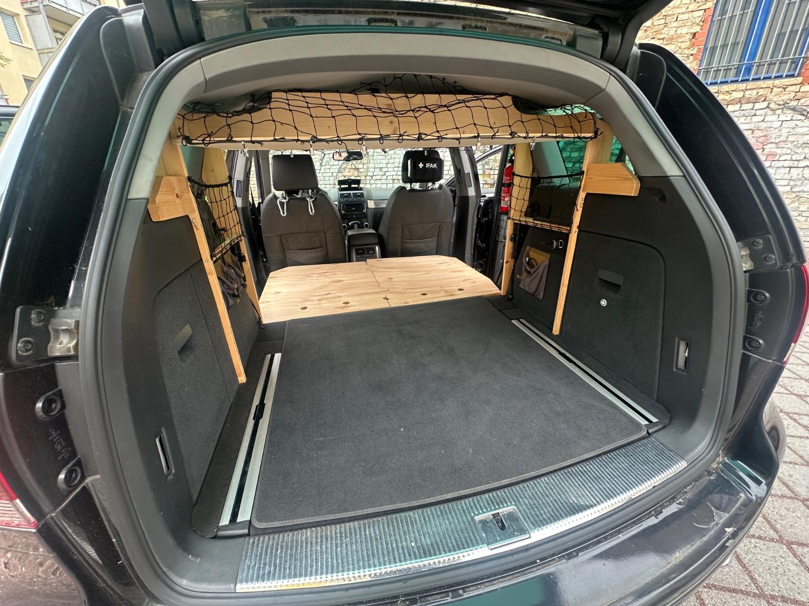 Volkswagen Touareg 2009 — photo 6
