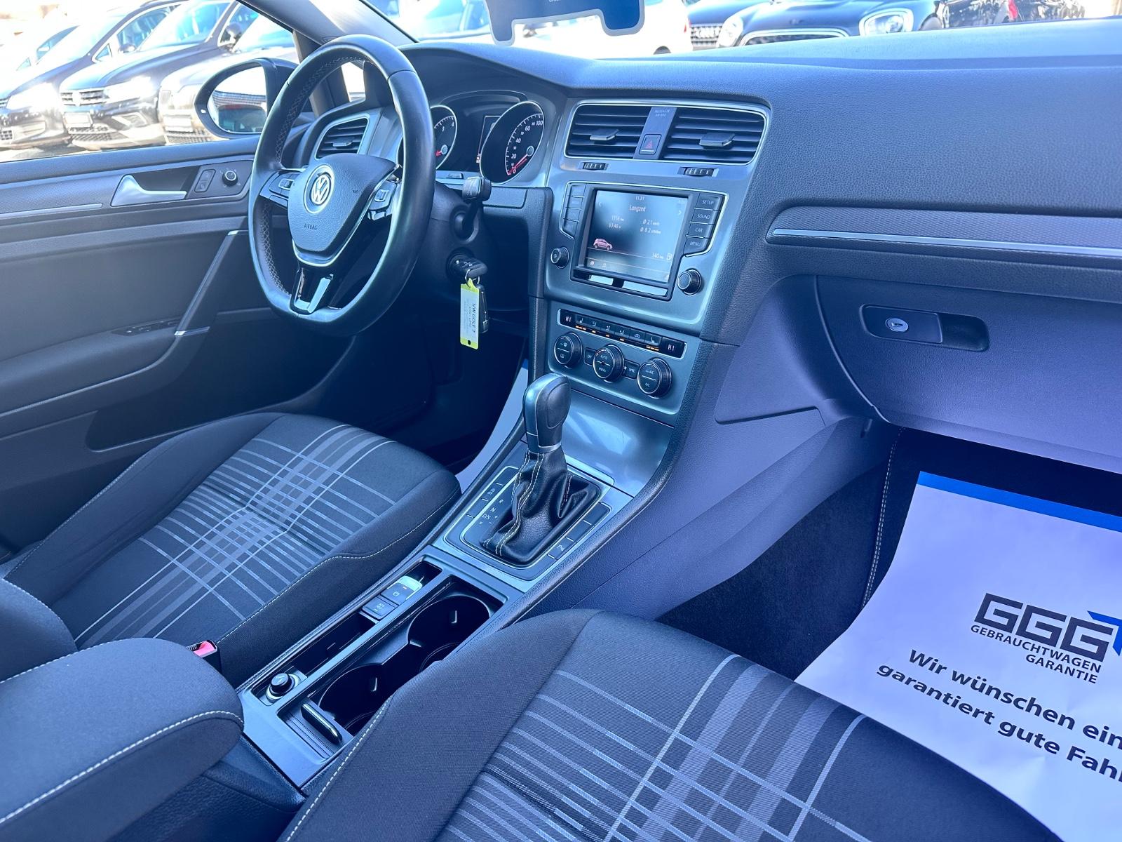 Volkswagen Golf VII Lim. Lounge BMT