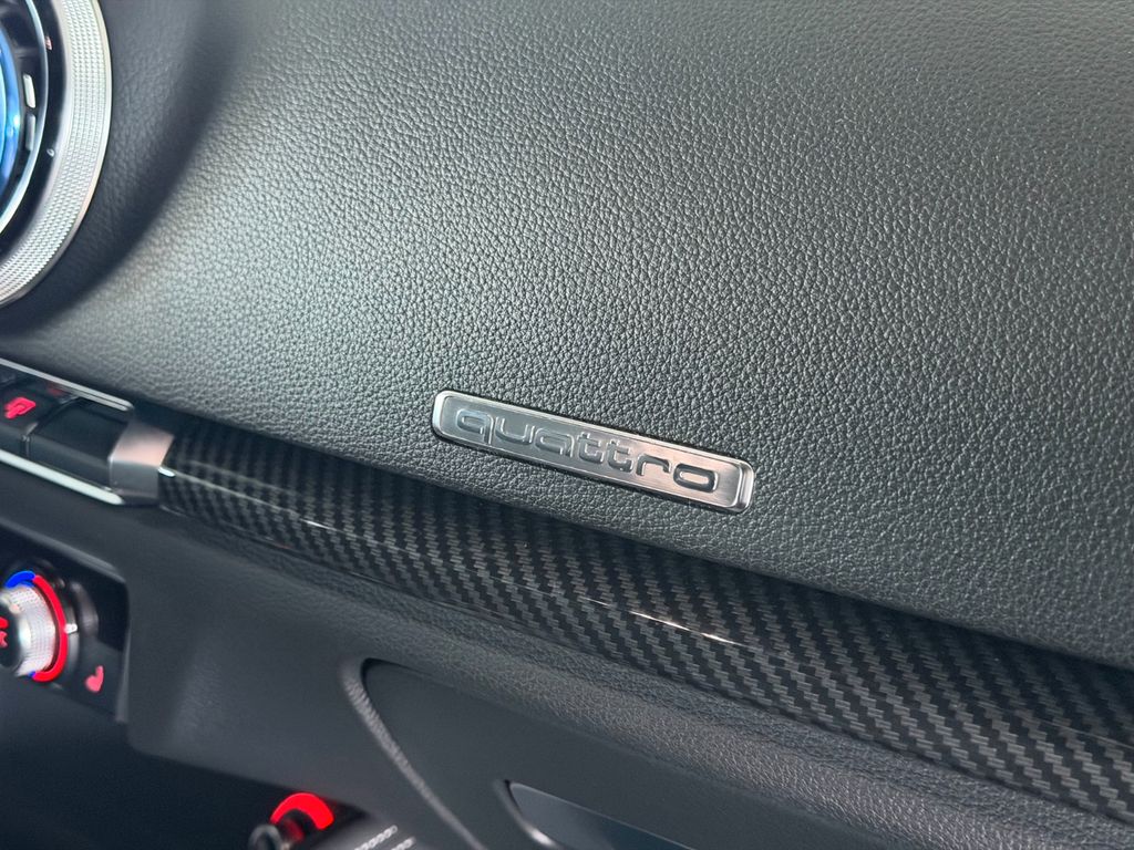 AUDI S3 Lim. KW-Fahrwerk/19 Zoll/ Klappenauspuff AUDI S3 Lim. KW-Fahrwerk/19 Zoll/ Klappenauspuff