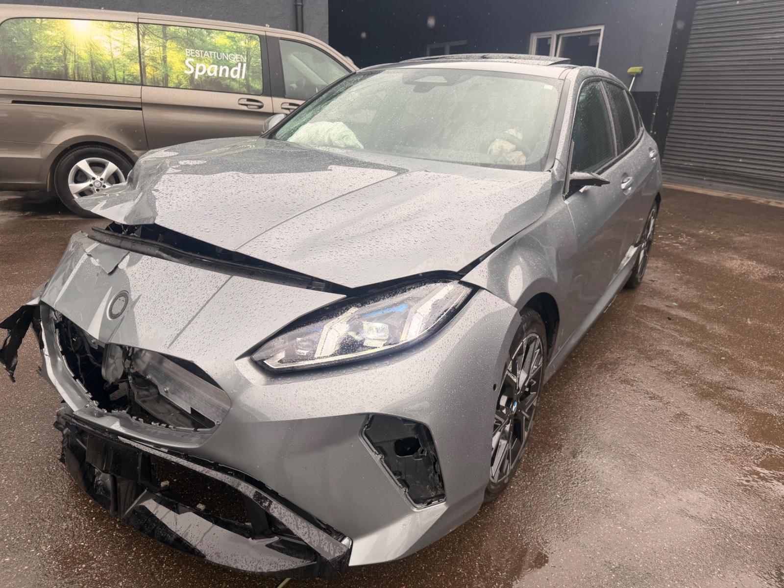 BMW 120d Steptronic M Sportpaket*Iconic*Memory*PANO