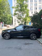 BMW X6 Drive 50i  - BMW X6: 50i