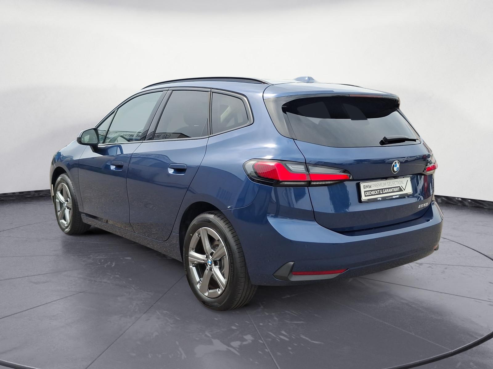 BMW 220 Active Tourer 220i Active Tourer Premium Paket AHK, миниатюра 4