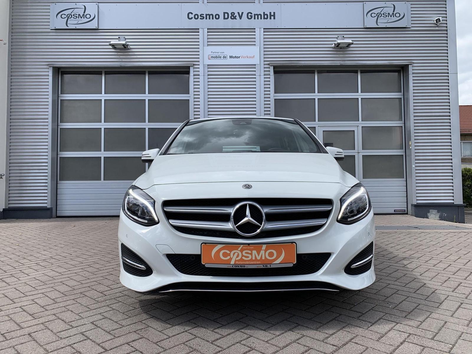 Mercedes-Benz B200 Urban Style LEDER+AHK+LED+Sitzhz