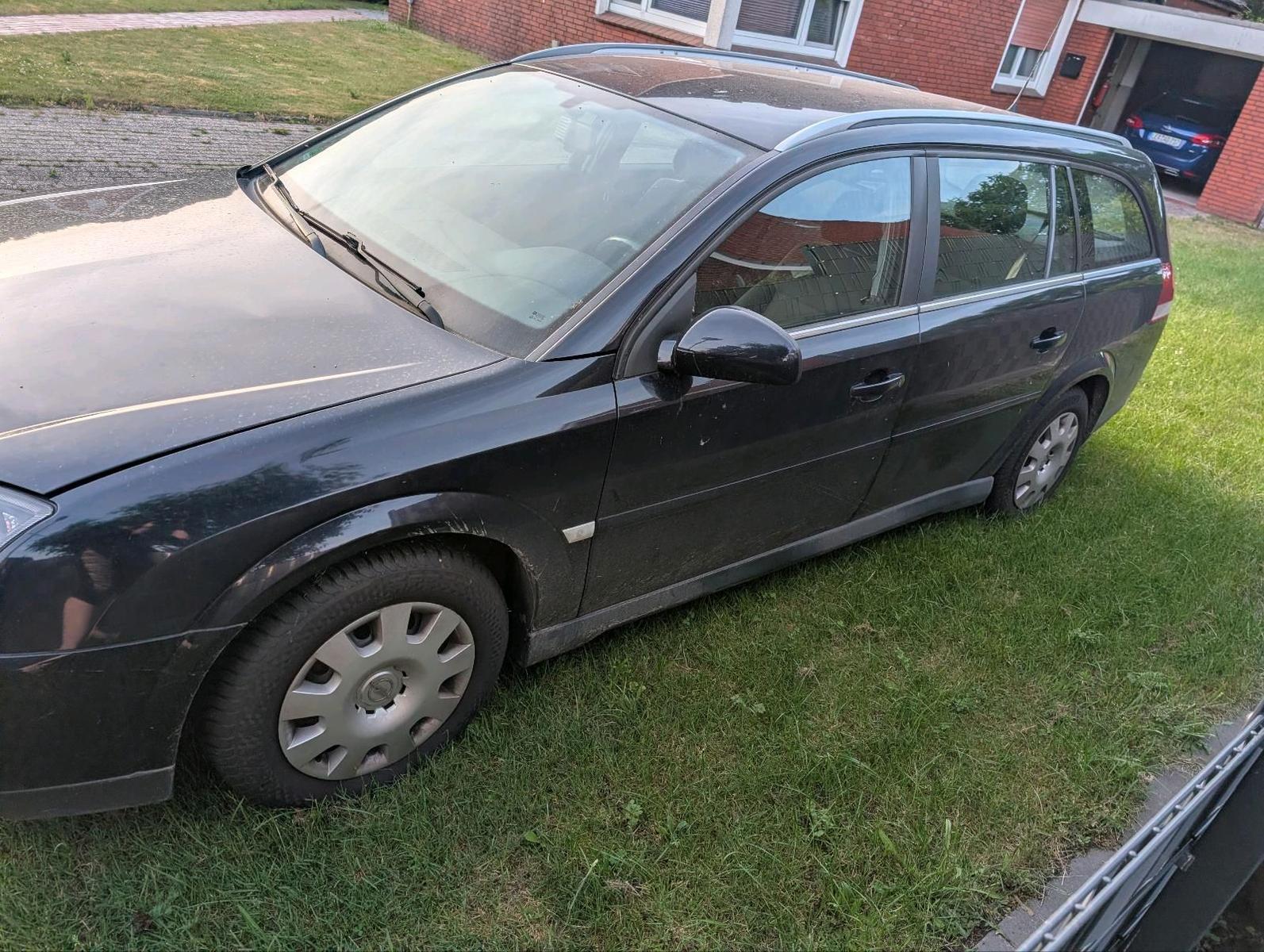 Opel Vectra 2005 — interior