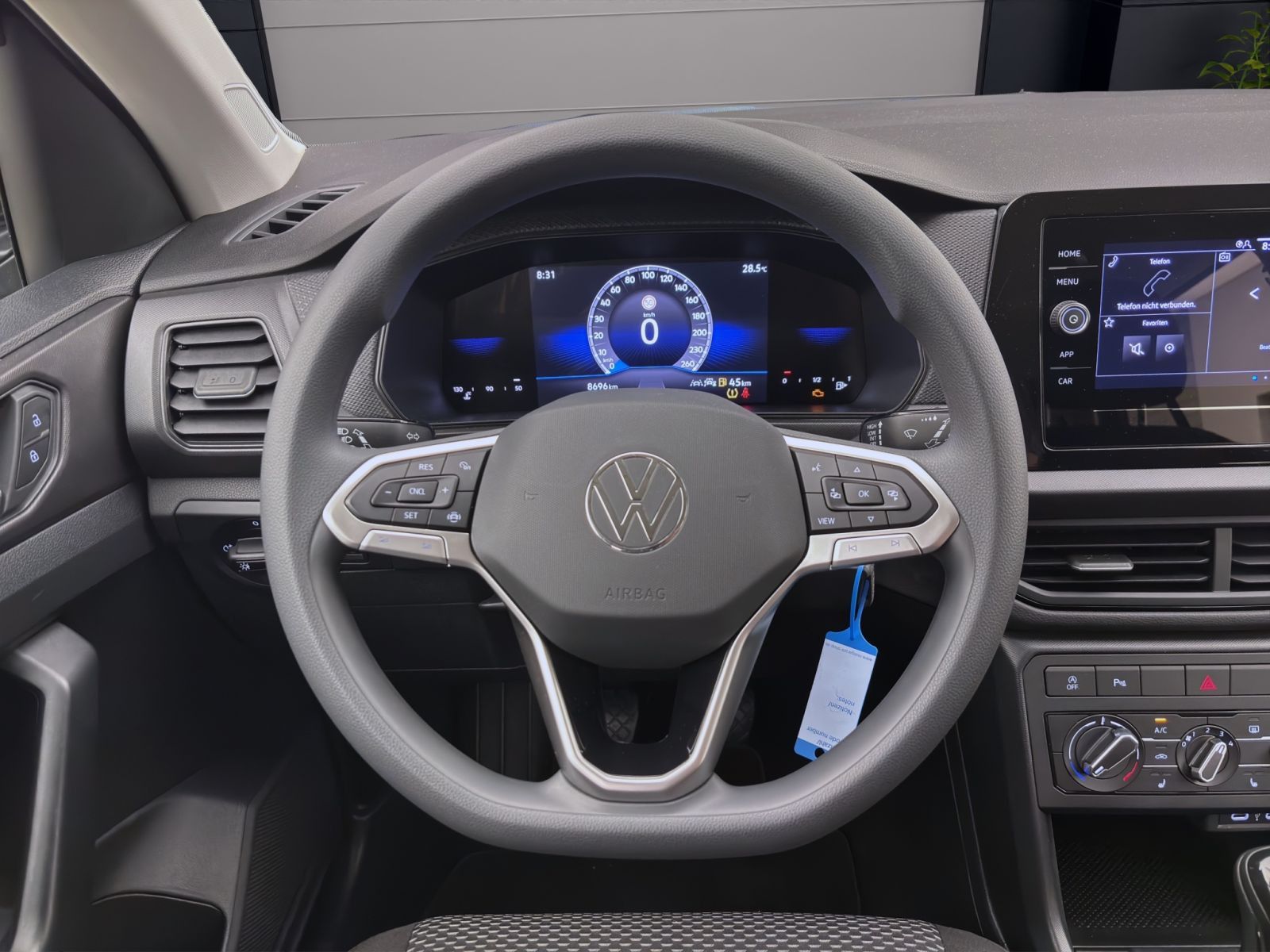 Volkswagen T-Cross - Bild 12