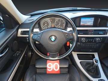 BMW 320 - 11