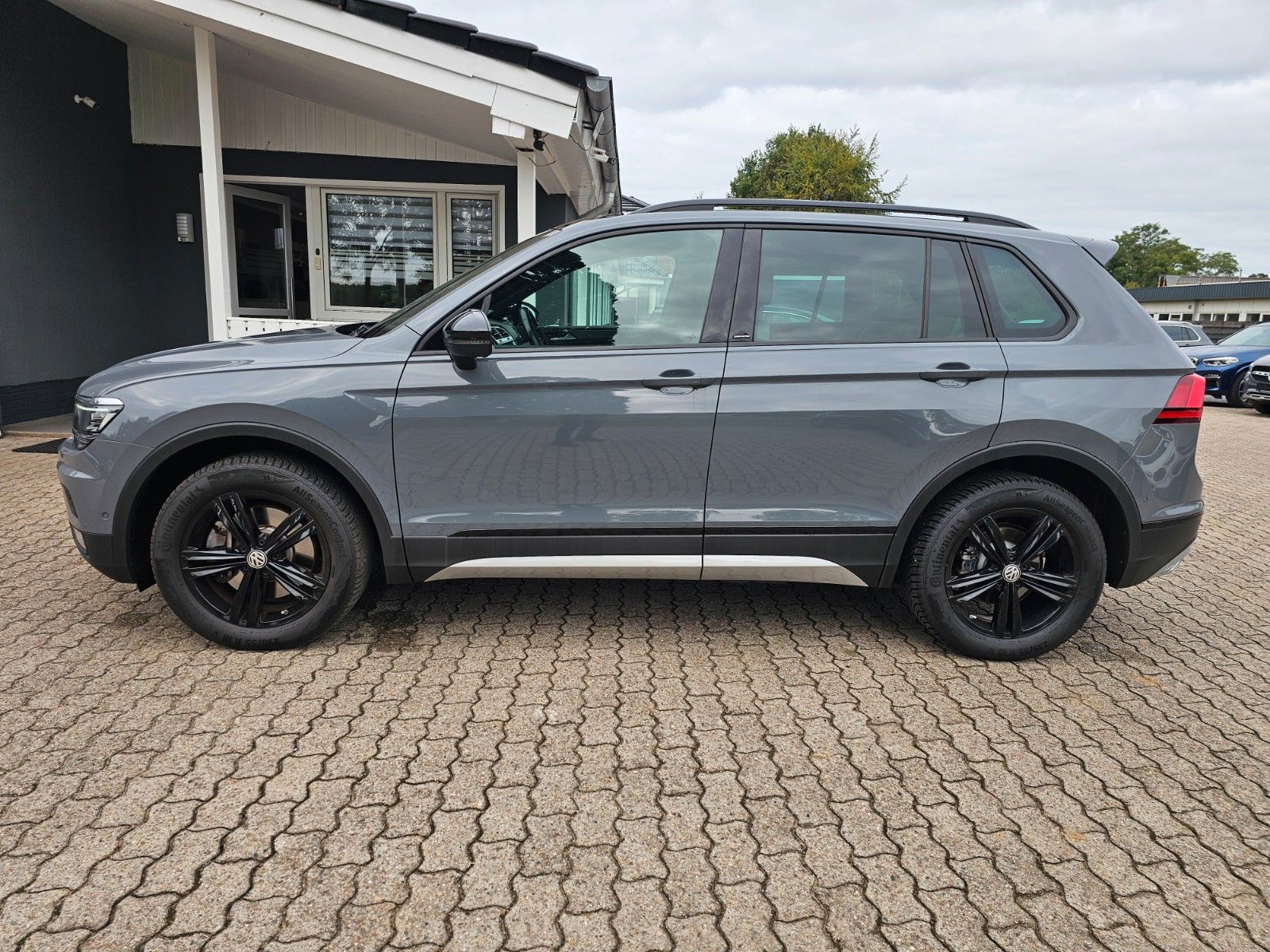 Volkswagen Tiguan OFFROAD 4Motion Pano HUD ACC AHK foto 2