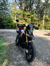 Aprilia Dorsoduro 900 - APRILIA DORSODURO 900