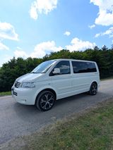 Volkswagen T5 Multivan United 2,5l 174 PS super gepflegt  - Volkswagen T5 Multivan aus 2009