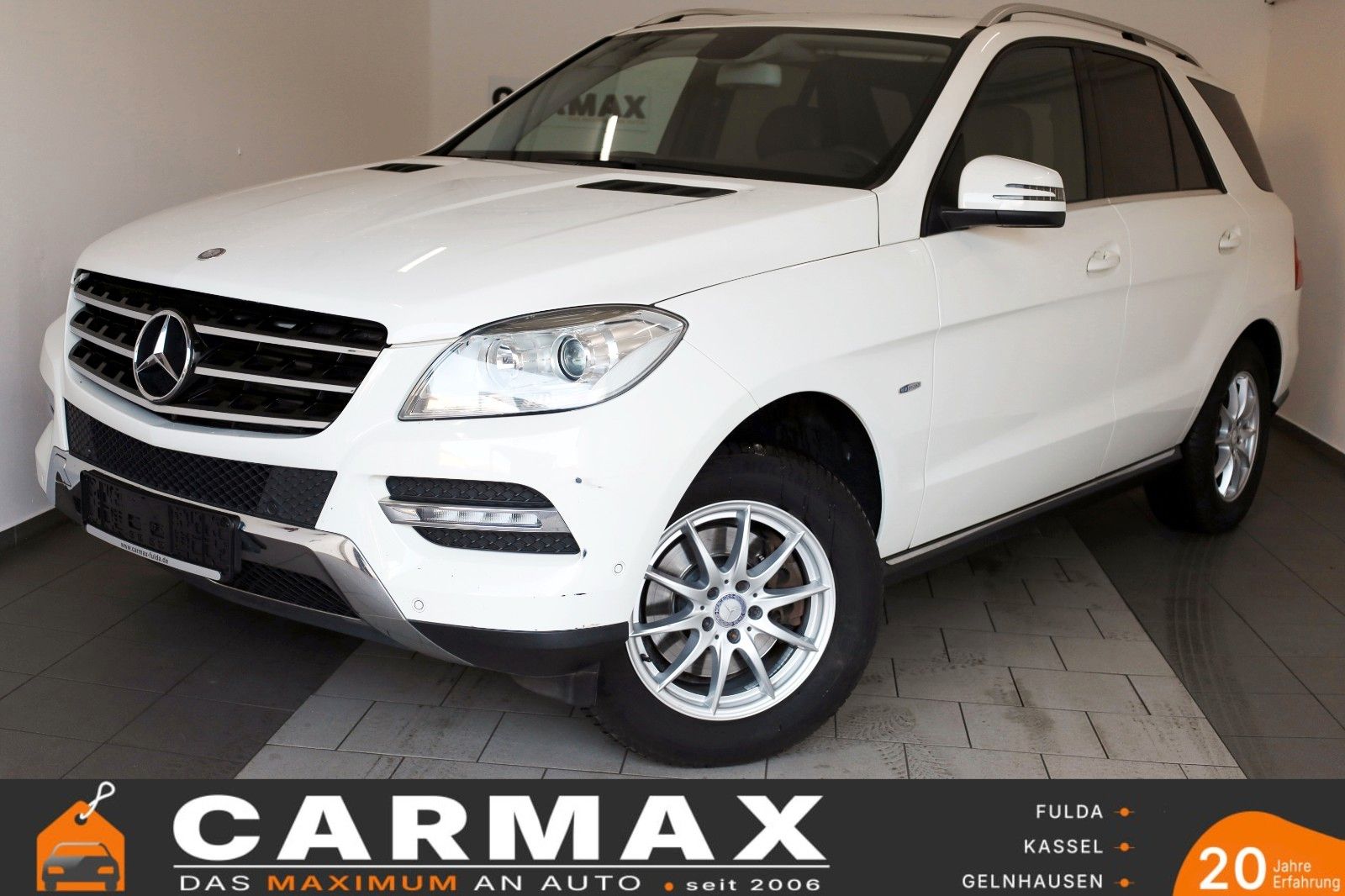 Fahrzeugabbildung Mercedes-Benz ML 250 CDI BT T.Leder,Navi,SD,SH,Park Assist,AHK