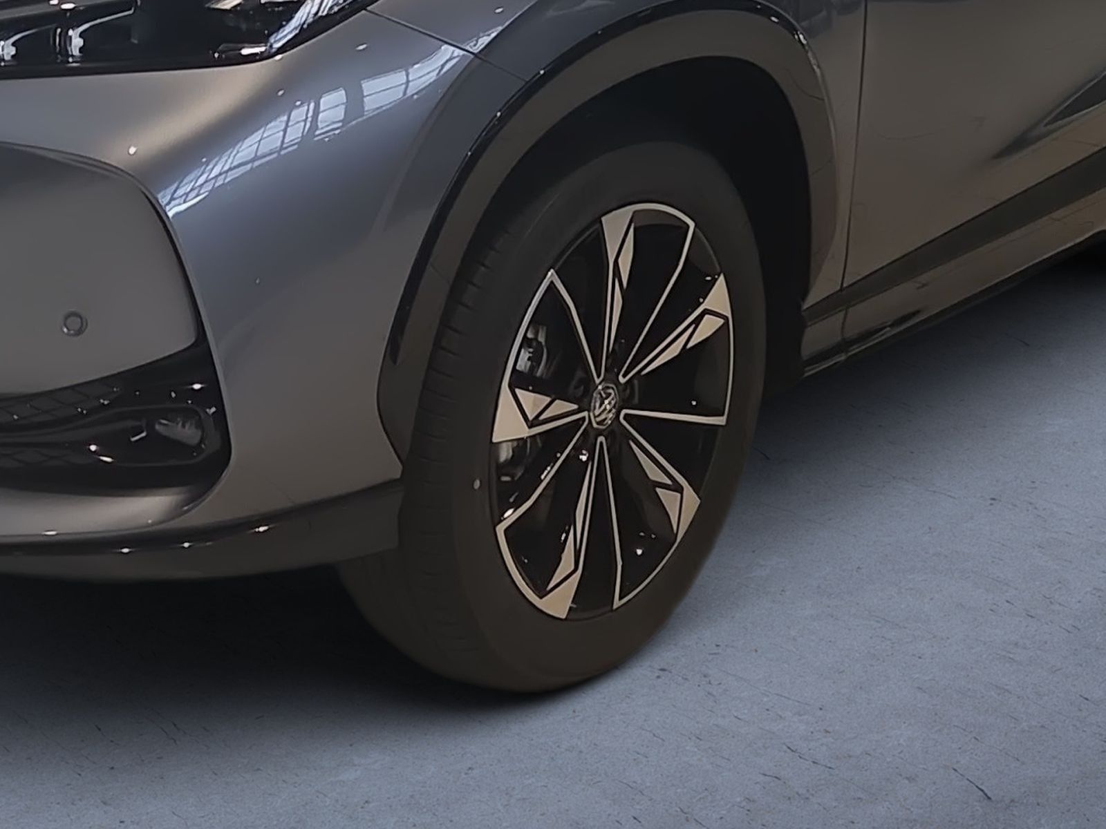 Fahrzeugabbildung MG HS 1.5 Hybrid+ 165 kW Luxury *NAVI*KAMERA*SITZHZ