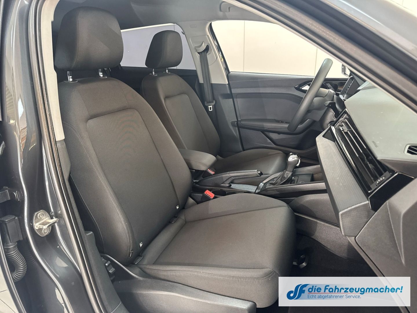 Fahrzeugabbildung Audi A1 Sportback 30 TFSI Digitales Cockpit 2-Zonen-K