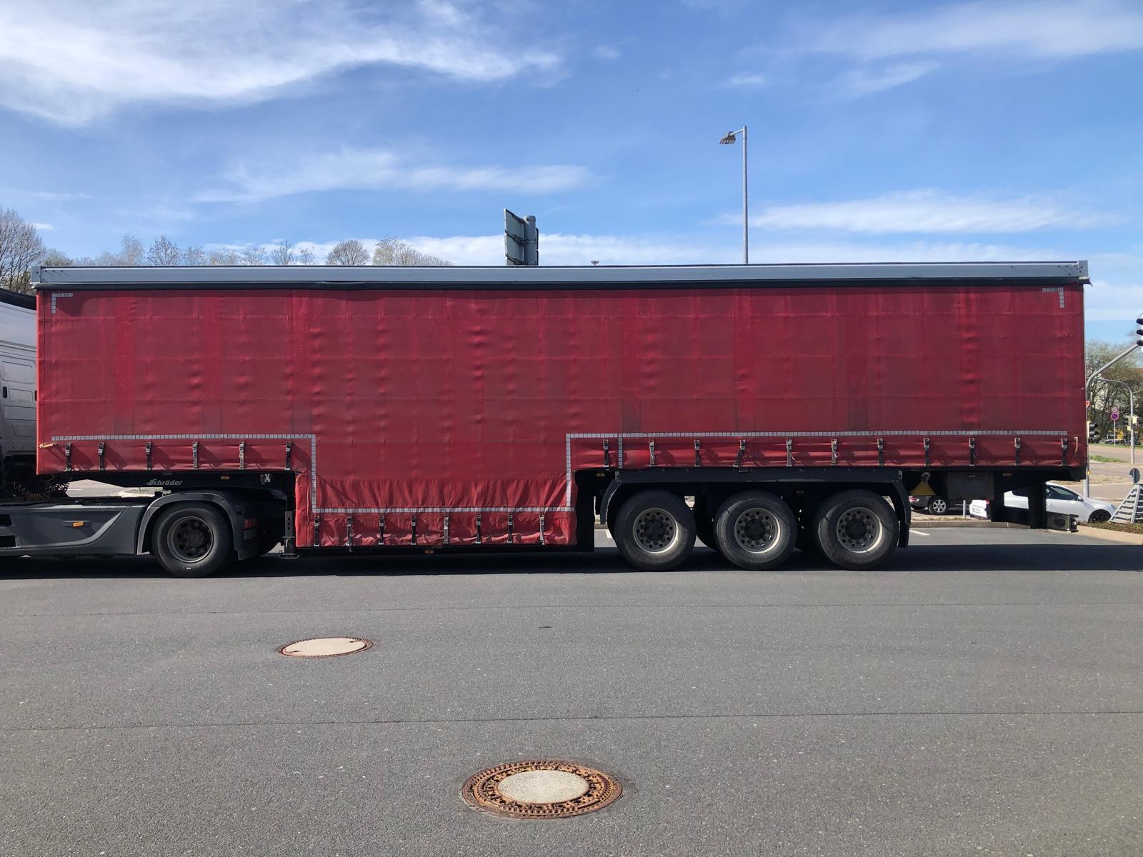 Andere SCHROEDER Getränkeauflieger