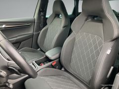 SKODA Karoq 1.5 TSI Sportline DSG Matrix AHK Fahrass SKODA Karoq 1.5 TSI Sportline DSG Matrix AHK Fahrass