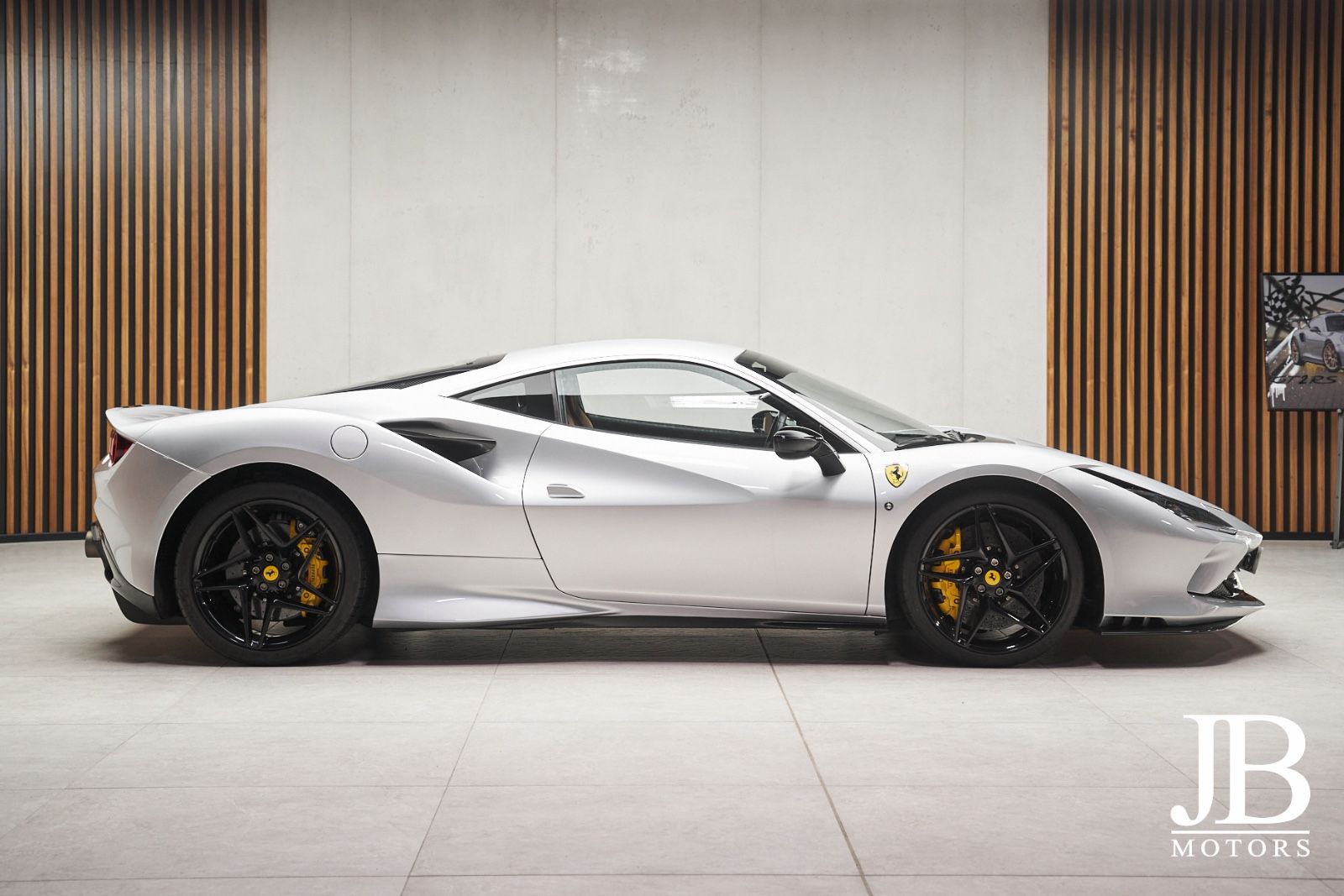 Fahrzeugabbildung Ferrari F8 Tributo Carbon Lift Racing Seat CarPlay