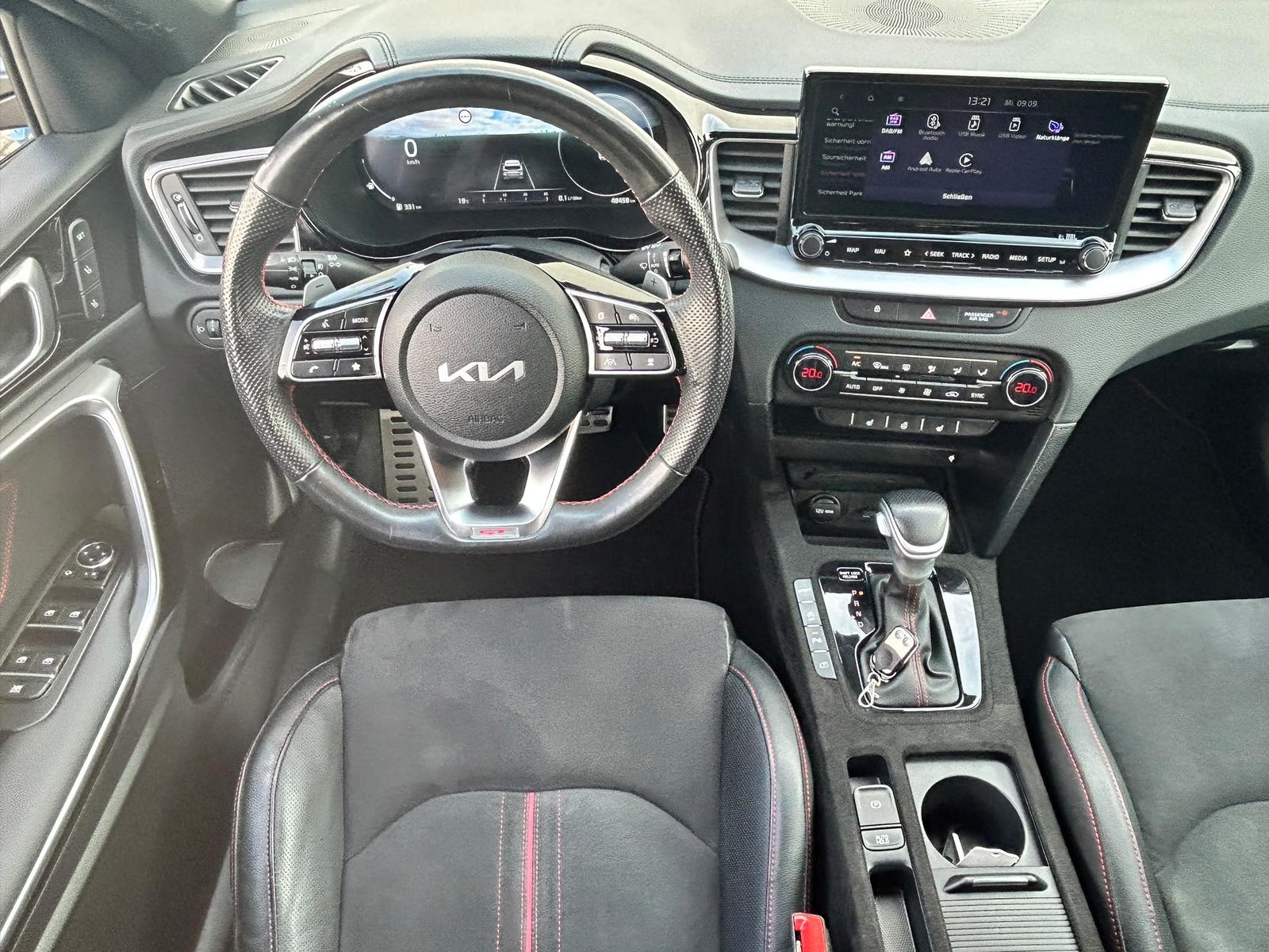Kia Ceed GT 2.HD|AKPRAPOVIC|4xSHZ|KAMERA|18"|DIGITAL