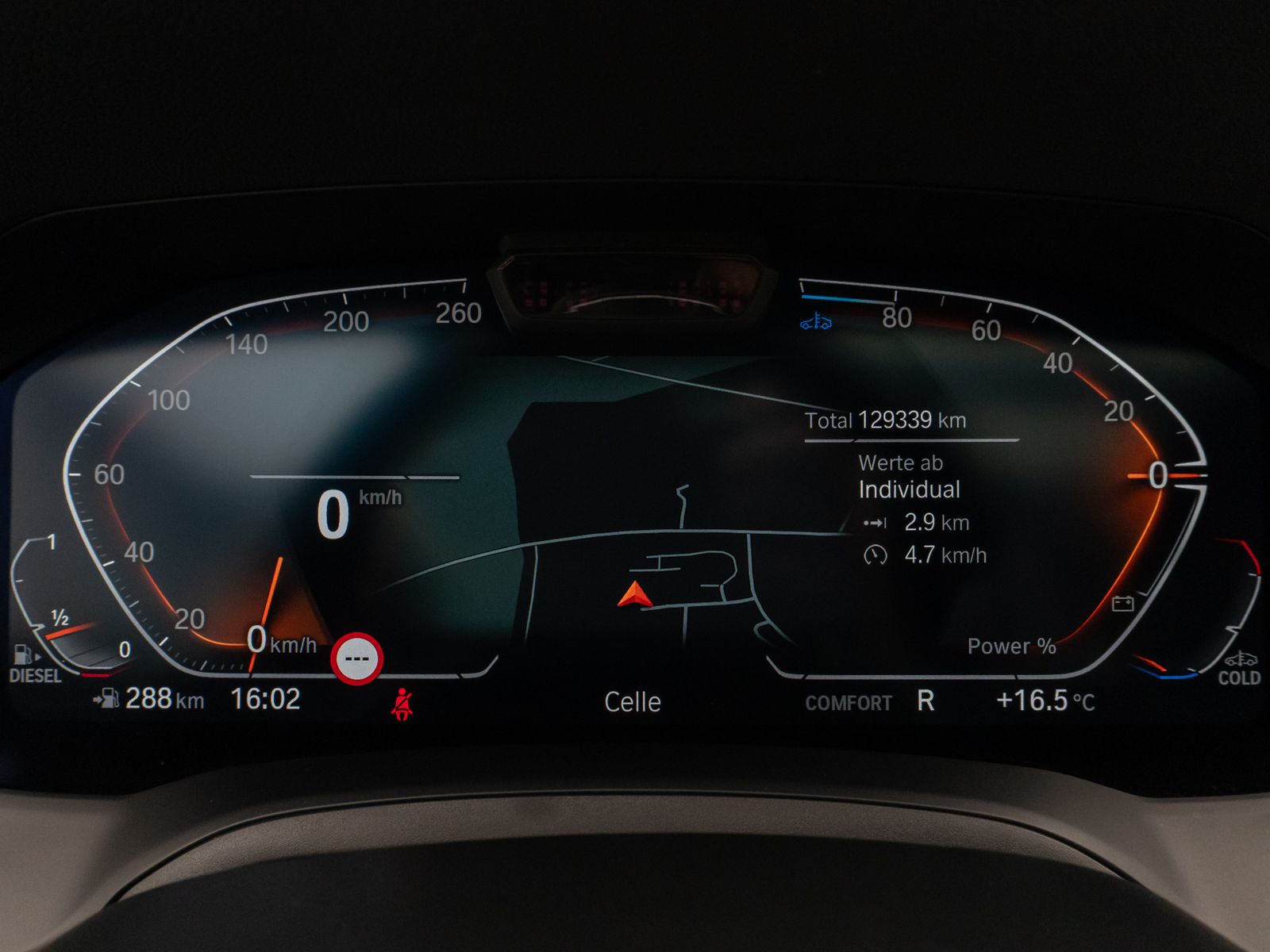 Fahrzeugabbildung BMW 320d xD Sport Line Panorama Laser Kamera HUD DAB