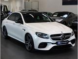 Mercedes-Benz E 63 AMG S 4Matic+ Drivers*Pano*160k NP*VOLL - Mercedes-Benz: V